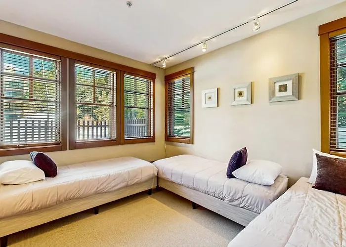 Copper Peak Retreat