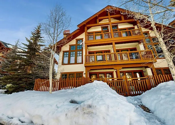 Copper Peak Retreat *
